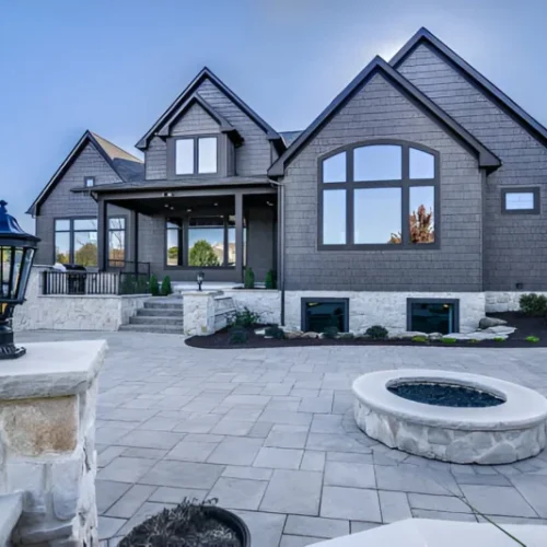 luxury home builder